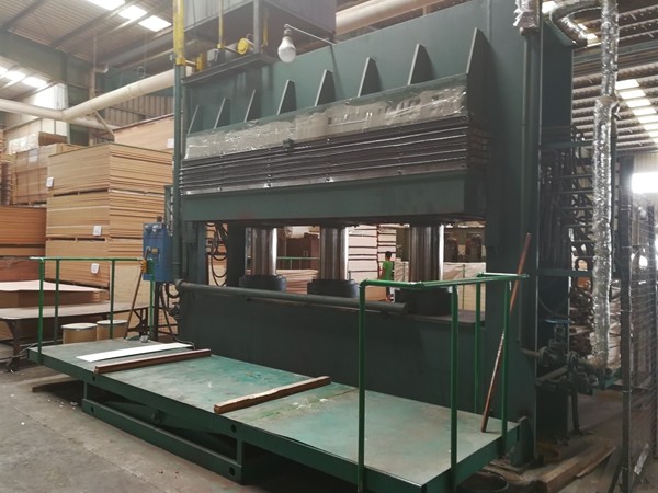 Melamine Fancy Plywood Board OEM Zebra Wood Plywood Customized