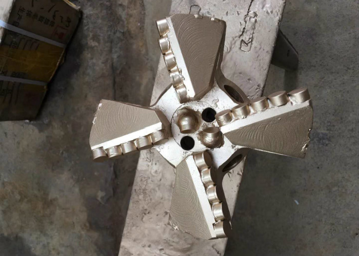 Customized Forging HDD Hole Openers 3 Wing Drag Drill Bit For Well Drilling