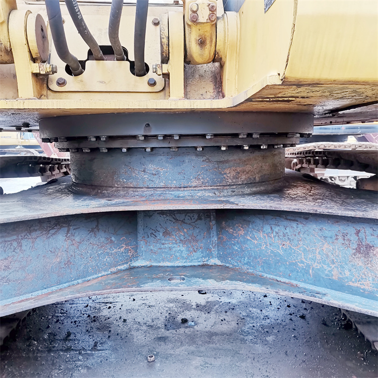 13400 KG Used Komatsu PC138 Excavator Made in Japan with Original Hydraulic Pump