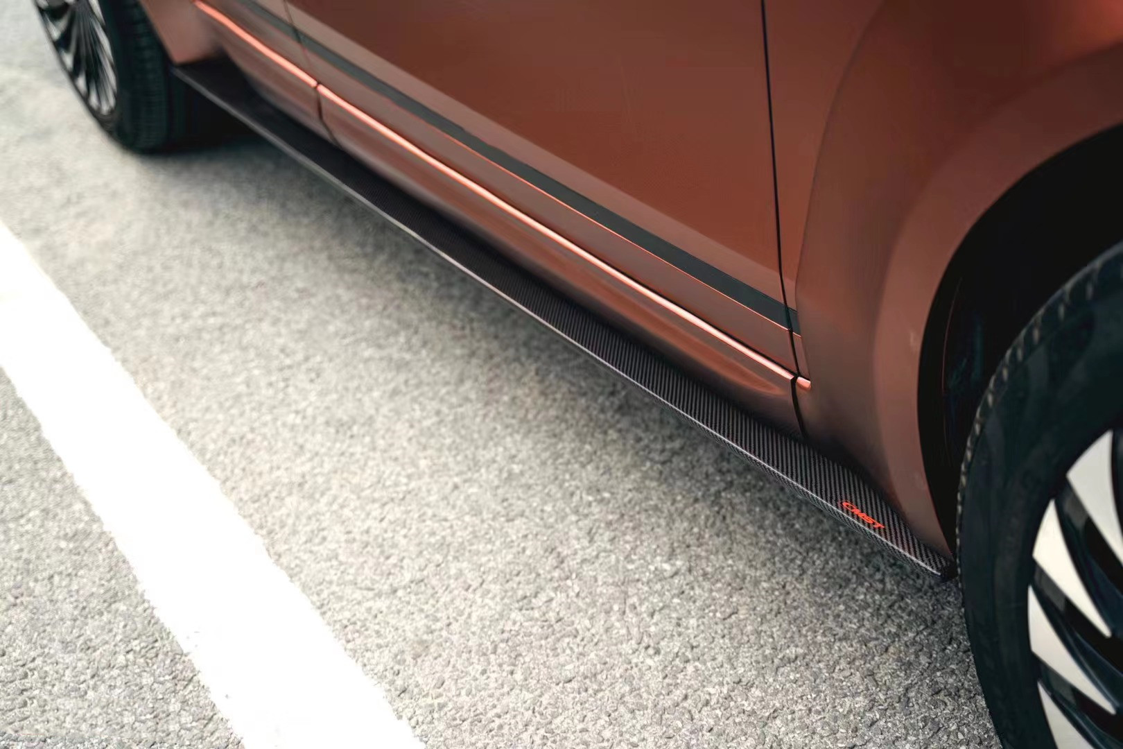For Land Rover Velar Carbon Fiber Body Kit Velar Upgrades LM-style Front and Rear Bumper Spoiler Widebody Kit