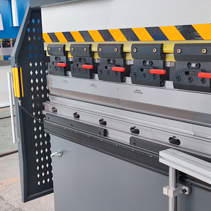 125T 3200MM Hydraulic Press Brake CNC 3 Axis XYV With TP10s