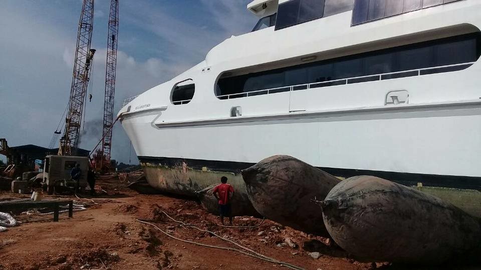 Standard Quality Ship Launching Airbags Boat Rubber Airbag For Docking