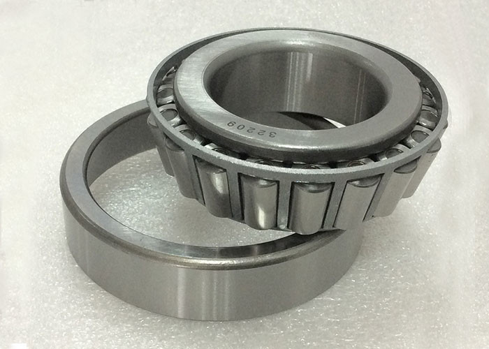 1 Row Tapered Roller 32205 Bearing Outside Diameter 25*52*19.25mm Silver Color