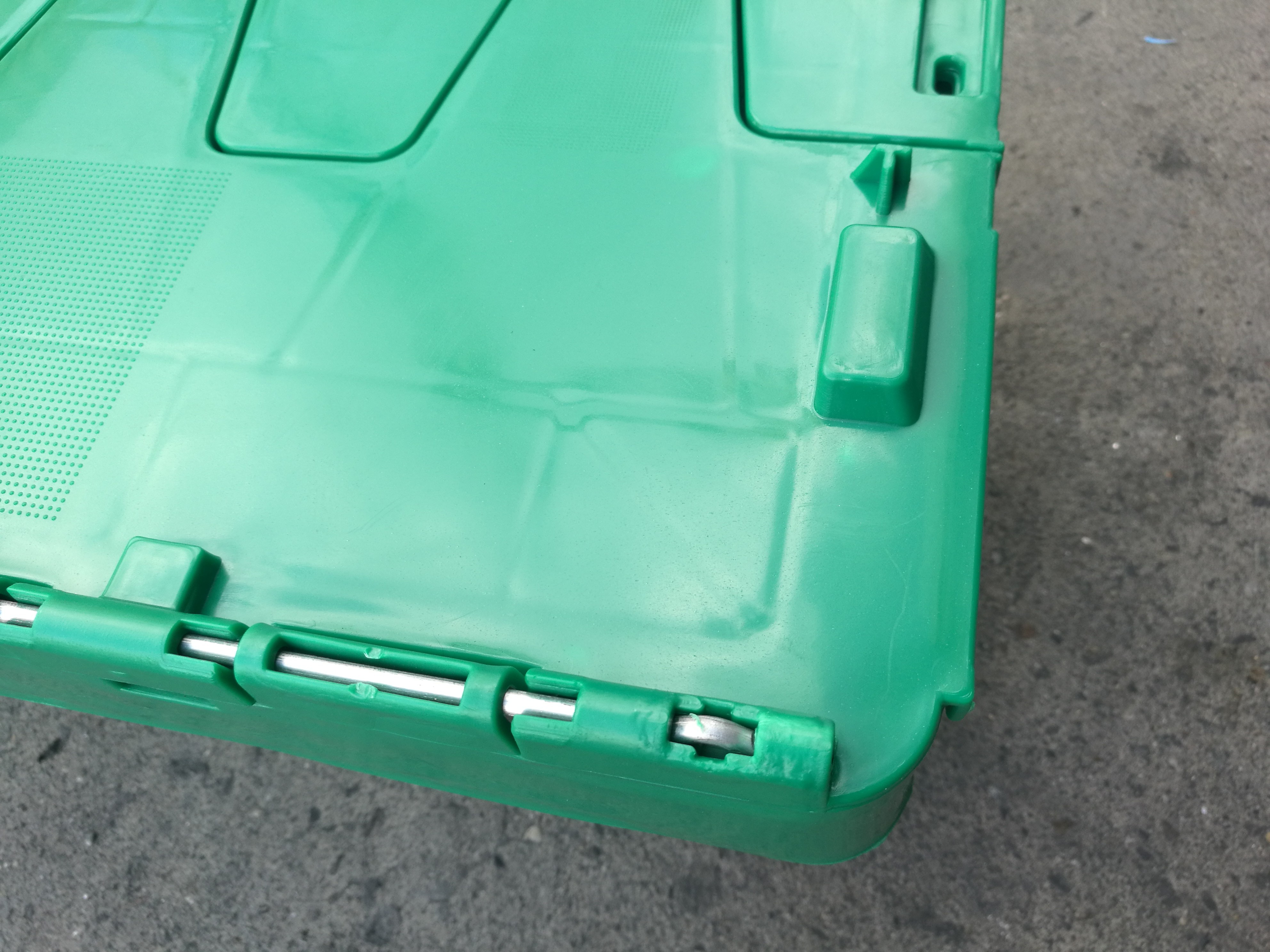 Recycled Green Plastic Storage Boxes With Lids Hinged Attached Lids Container