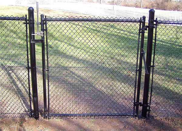Hot dipped galvanized chain link fence