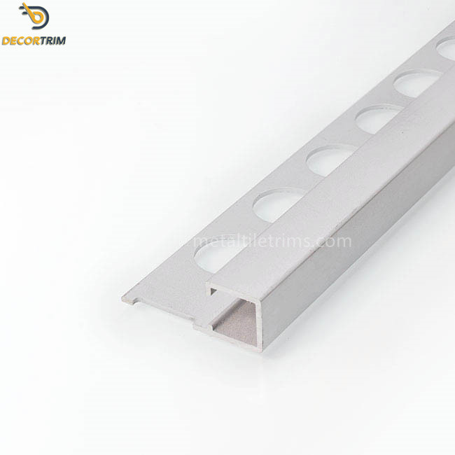 Decorative Square Edge Tile Trim , Matt Silver Tile Edging Strip