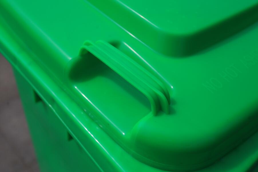 Best Selling 120L garbage bin waste residential use 2 Wheels Plastic waste bin for garden wastebin