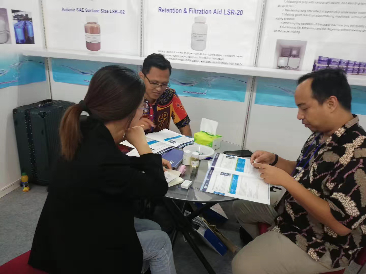 Paper Industry Sticky Control Agent Chemicals Anionic Trash Catcher Enhance Stretching