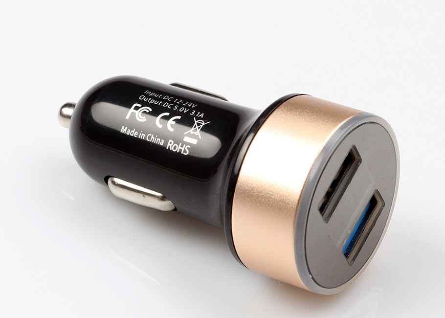 High Aluminum Alloy Car Phone Charger , PC Digital Display Dual 3.1A Mobile Phone Car Charger
