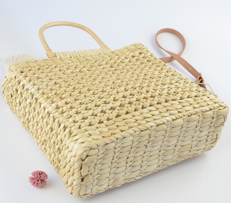 Large Capacity Beach Handbags Rattan Handmade Kintted Travel Bags Handle Bag