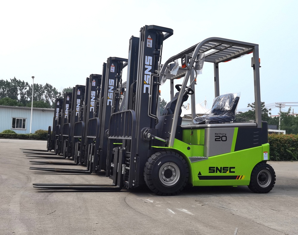 AC Motor Powered SNSC 1.6 ton 2 ton Electric Reach Truck with Pneumatic Standard Tire