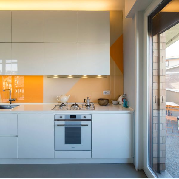 Modern Italian Assembled Kitchen Cabinets White Acrylic High Glossy