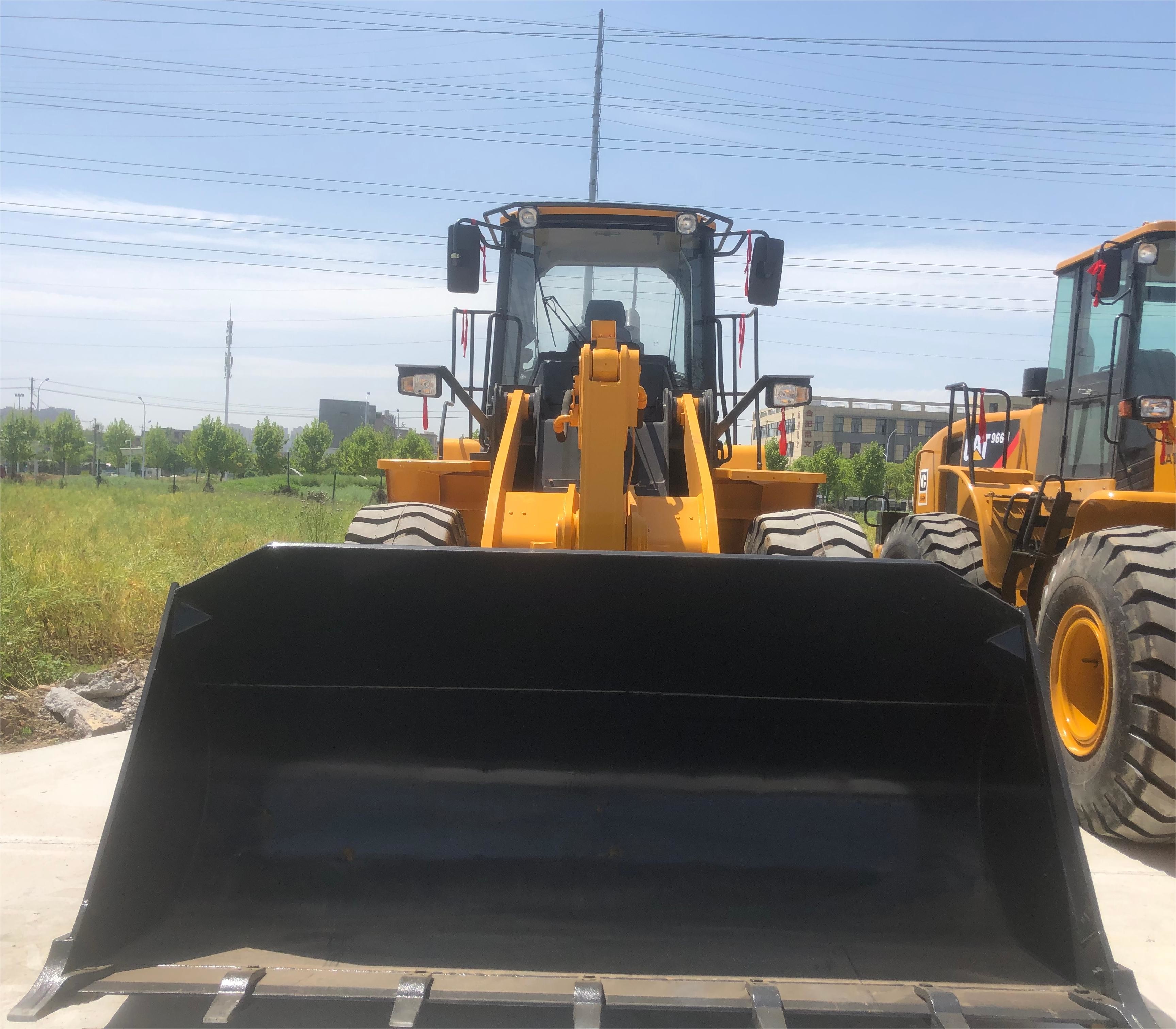 Used Liugong 856H Wheel Loader 5 Ton Mountain Raise Farm Used Front Backhoe Loader
