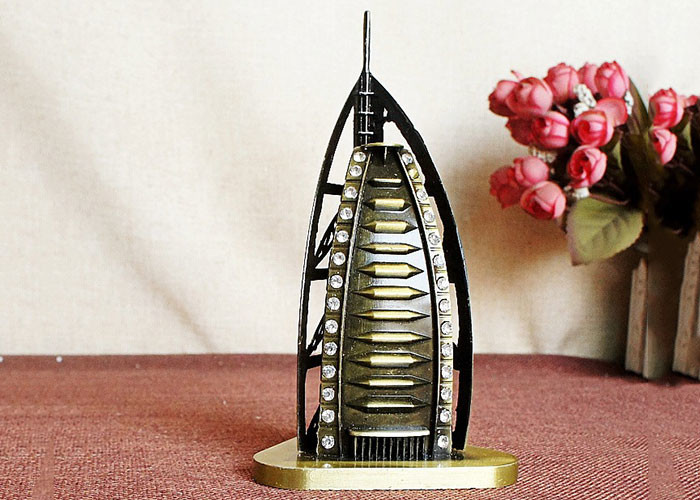 Bronze Plated DIY Craft Gifts World Famous Building Model Of Burj Al Arab Hotel
