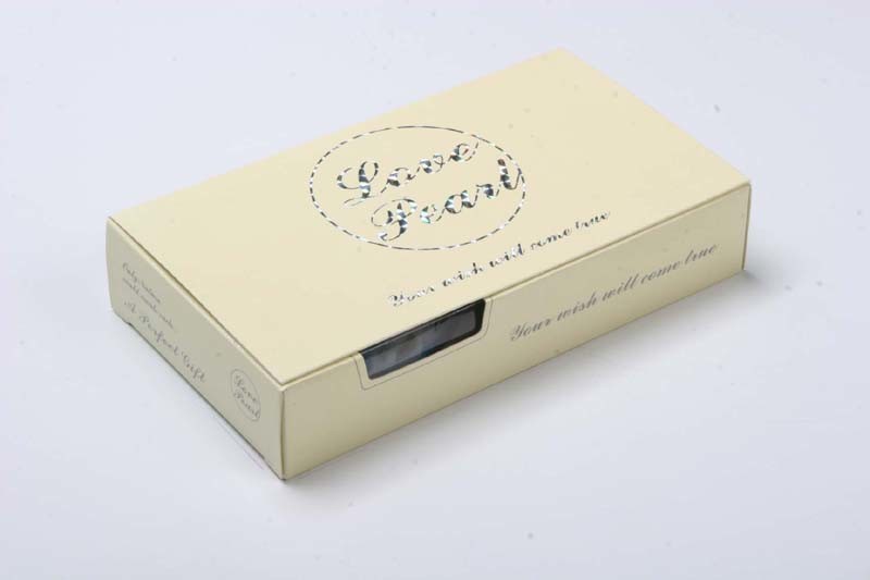 Custom Color Box Love Pearl Necklace Gift Box With Fashion Cage Pendant for Birthday or Holiday Gift