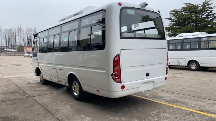 Coaster Mini Bus Yuchai Engine Mudan MD6668 25 Seats 2+2 Seats Layout New Air Conditioner