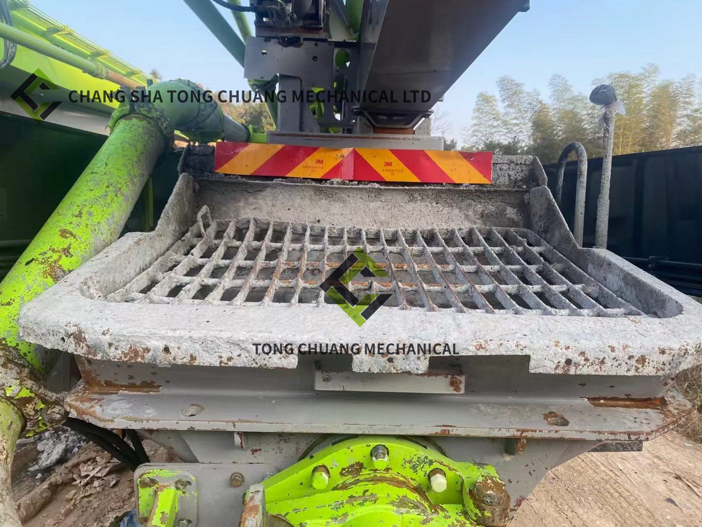 Factory in 2020, Zoomlion 49 meters concrete pump, work is not much, the best car condition! The price is beautiful