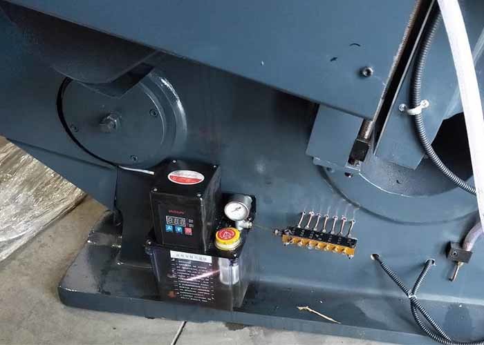 5.5KW Manual Type Flatbed Die Cutting Machine Hot Stamping For Carton Box