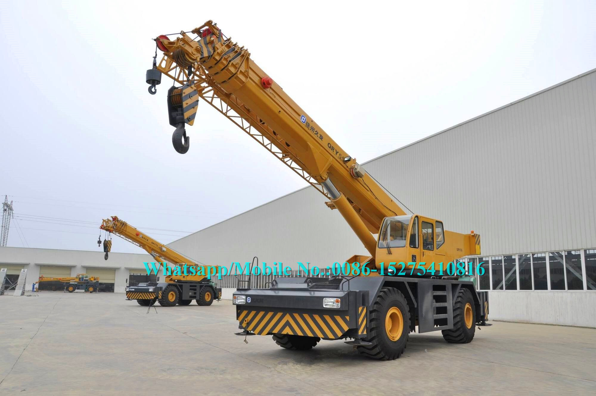 Strong Gradeability XCMG Mobile Crane / 55 Ton All Terrain Crane Four Wheel Drive