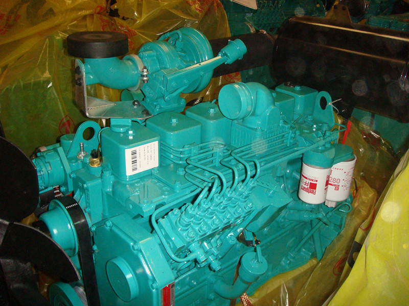 Dongfeng Cummins Diesel Engine 6BTA5.9-G for Generator Use