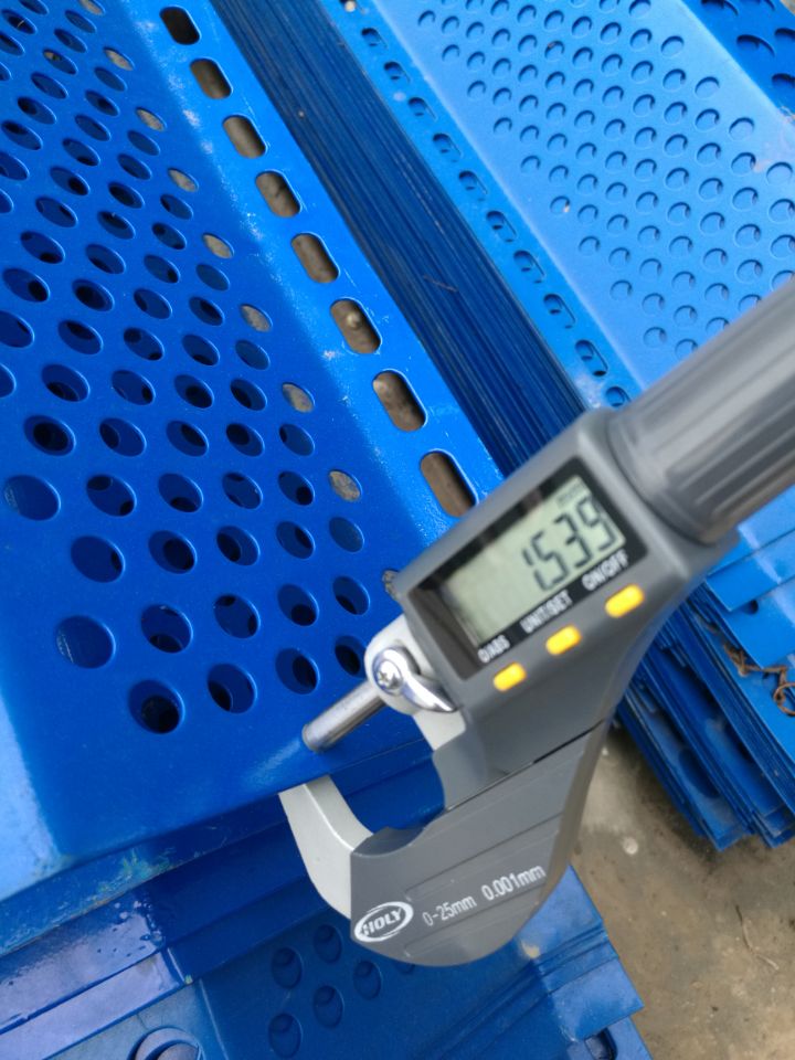 1.2mm Thickness Galvanized Steel Twin Peak Wind Resist Fence For Coking Plants