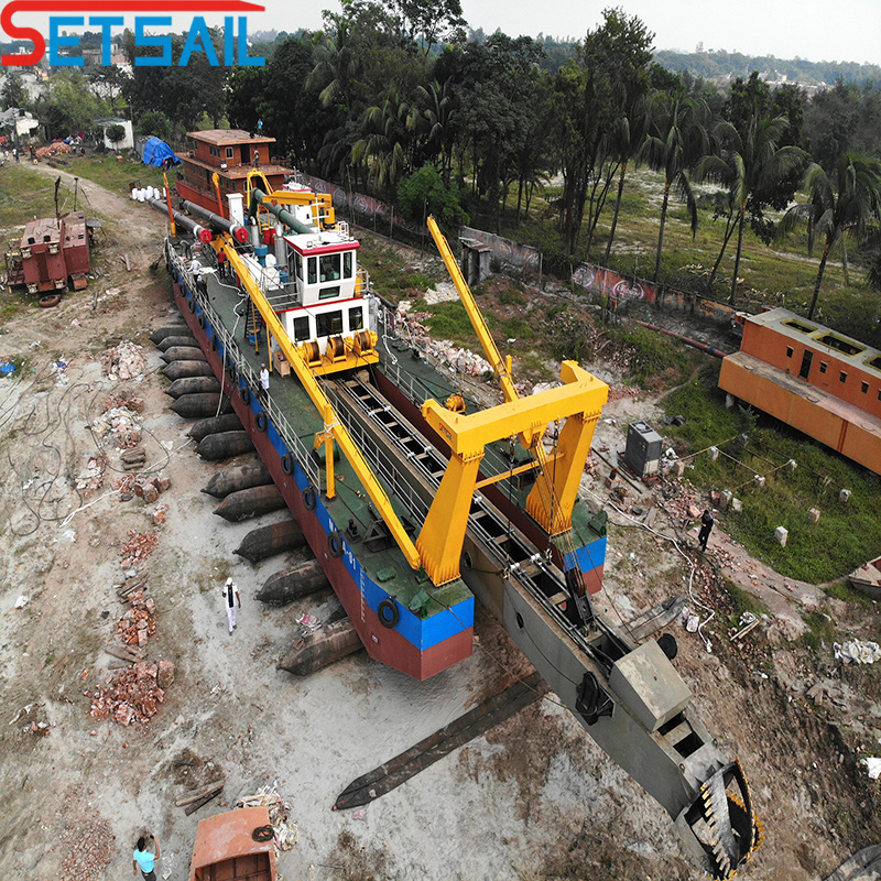 High Speed Sand Pump Cutter Suction Dredger with Spud Carriage