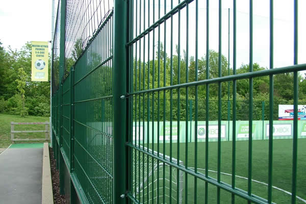 2D mesh fence Panels ,Rigidity Fence Panels 656 mm ,868 mm Hot Dipped Galvanized Or Powder Coated