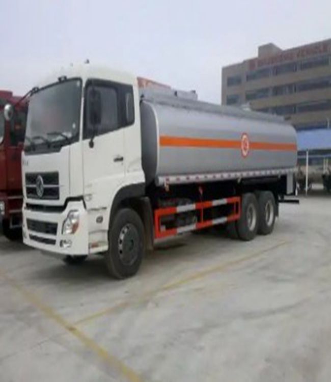 Dongfeng 30Cbm 8X4 12 Tires Fuel Oil Tank Truck Full Road Condition Gasoline Petroleum Diesel Fuel Delivery Tank Truck