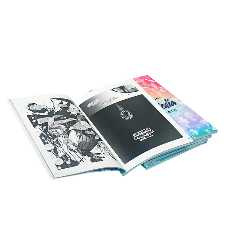 Glossy C2S Art paper Soft Cover Book Printing , 168x260MM Adult Comic Book Printing