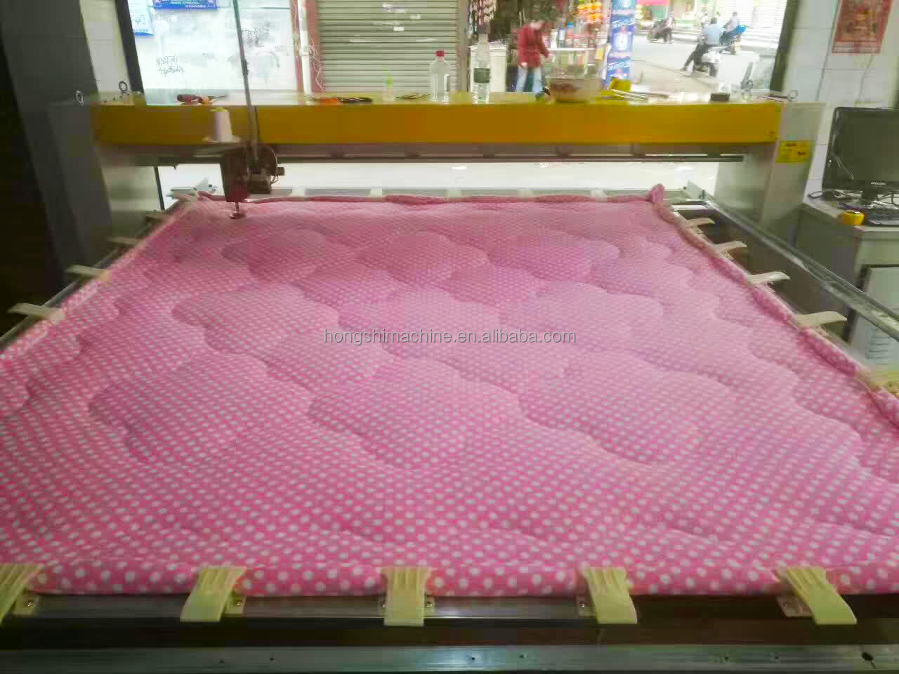 Computerized quilt making equipment high speed duvet sewing machine single needle bedsheet quilting machine