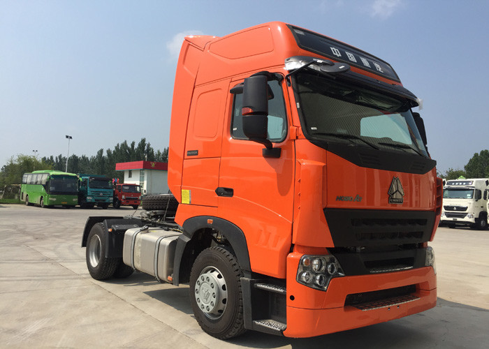 4X2 Heavy International Truck Tractor , High Safety Head Truck Trailer