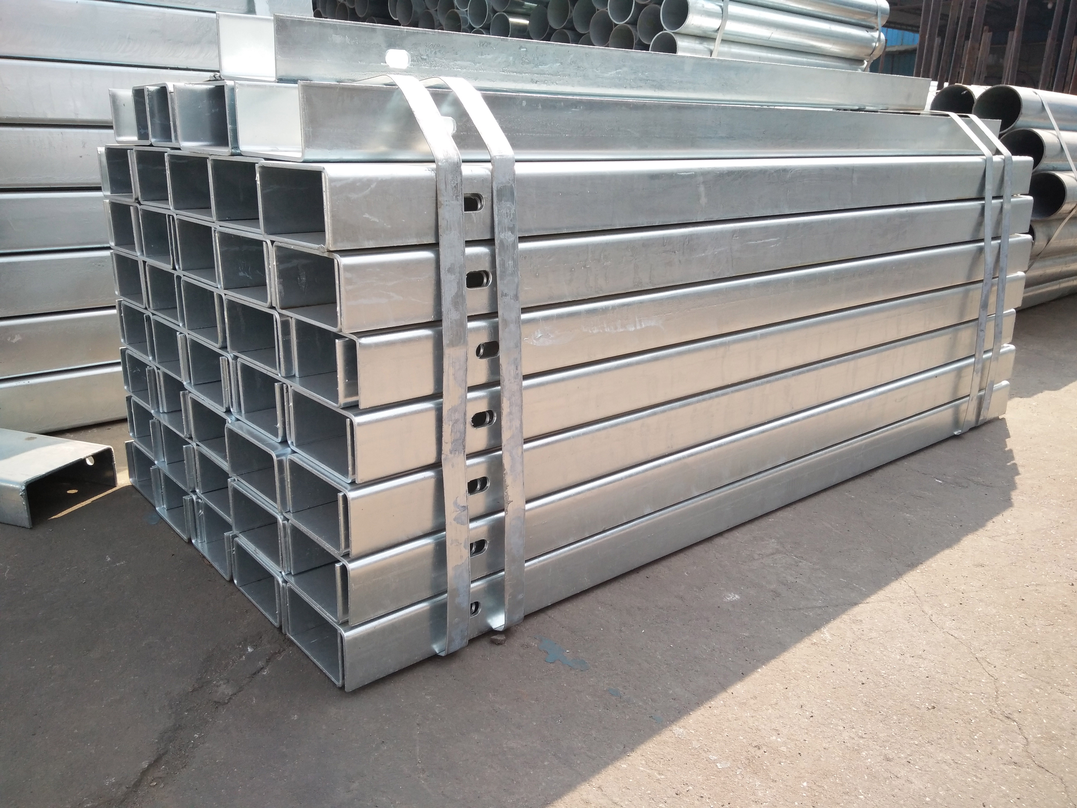 Road Traffic Safe H Post for Security Zinc Coated Galvanized Steel Highway Guardrail
