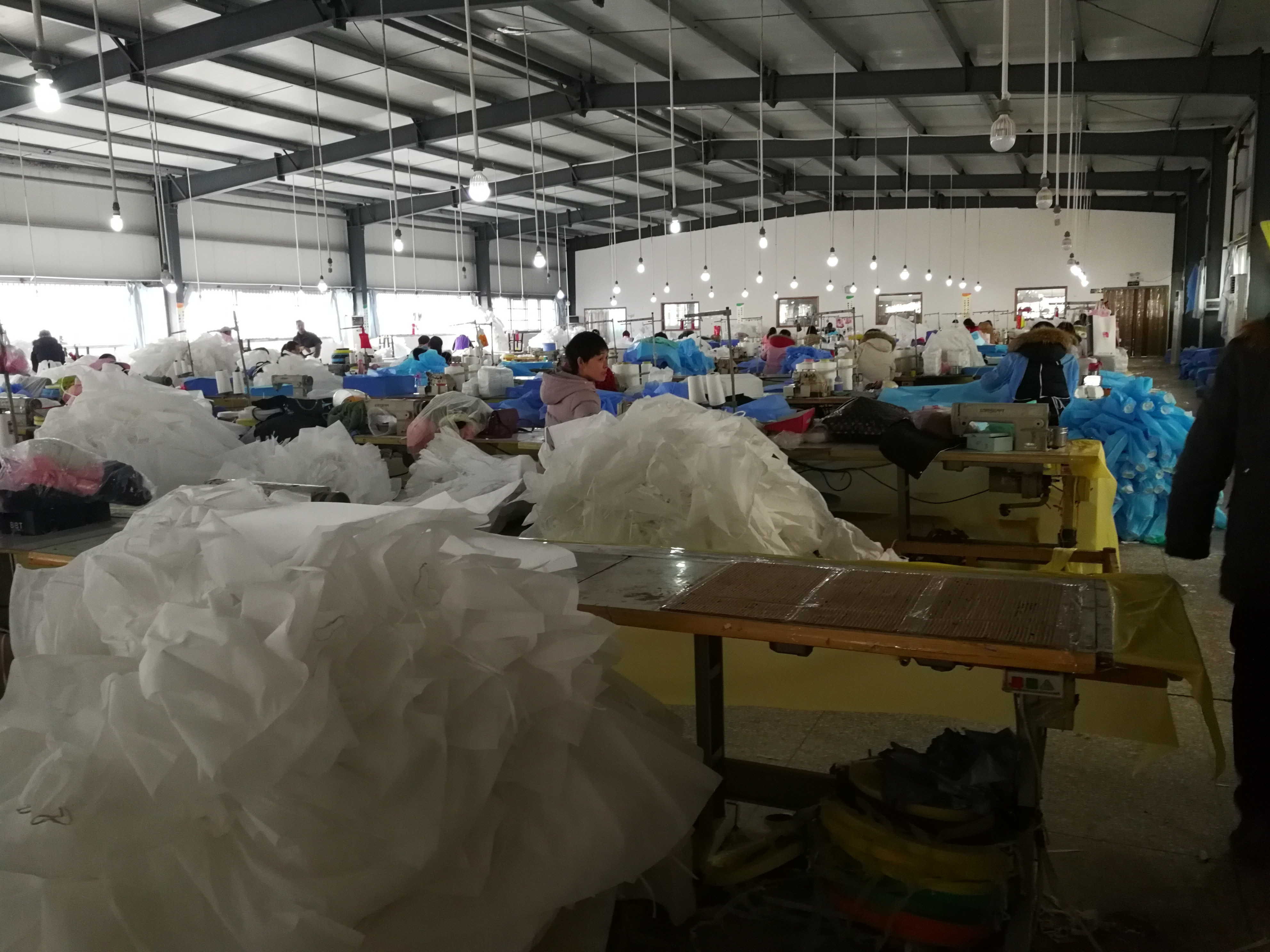 Blue ISO9001 Non Woven Caps ISO Disposable Head Cover Peaked Caps