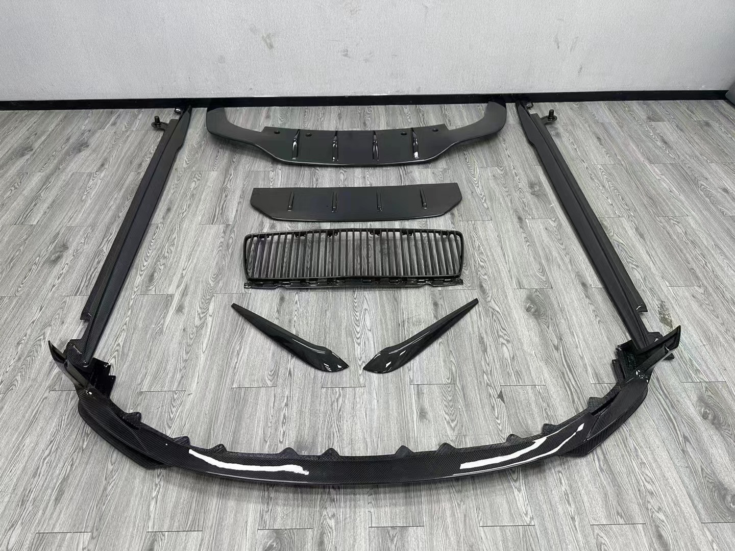 Continental GT Bentley Body Kit MSY Style Front Bumper Spoiler Diffuser Spoiler
