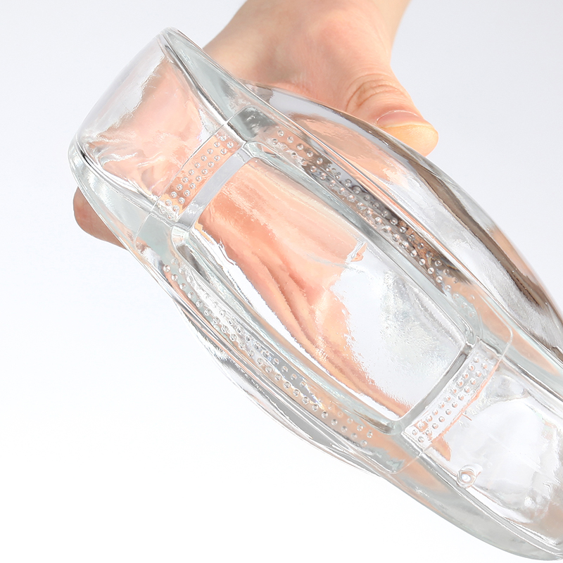 Carved Glass XO Bottles 500ml Glass Bottle Vodka Brandy Whiskey Decanter with Stopper