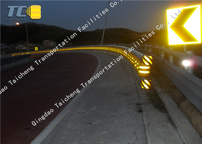 PU And PVC Rolling Guardrail Barrier ISO Standard 5
