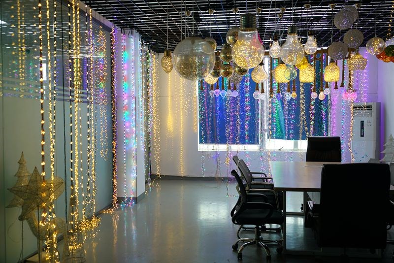 96 LED Curtain Icicle Lights 3m For Christmas Decoration
