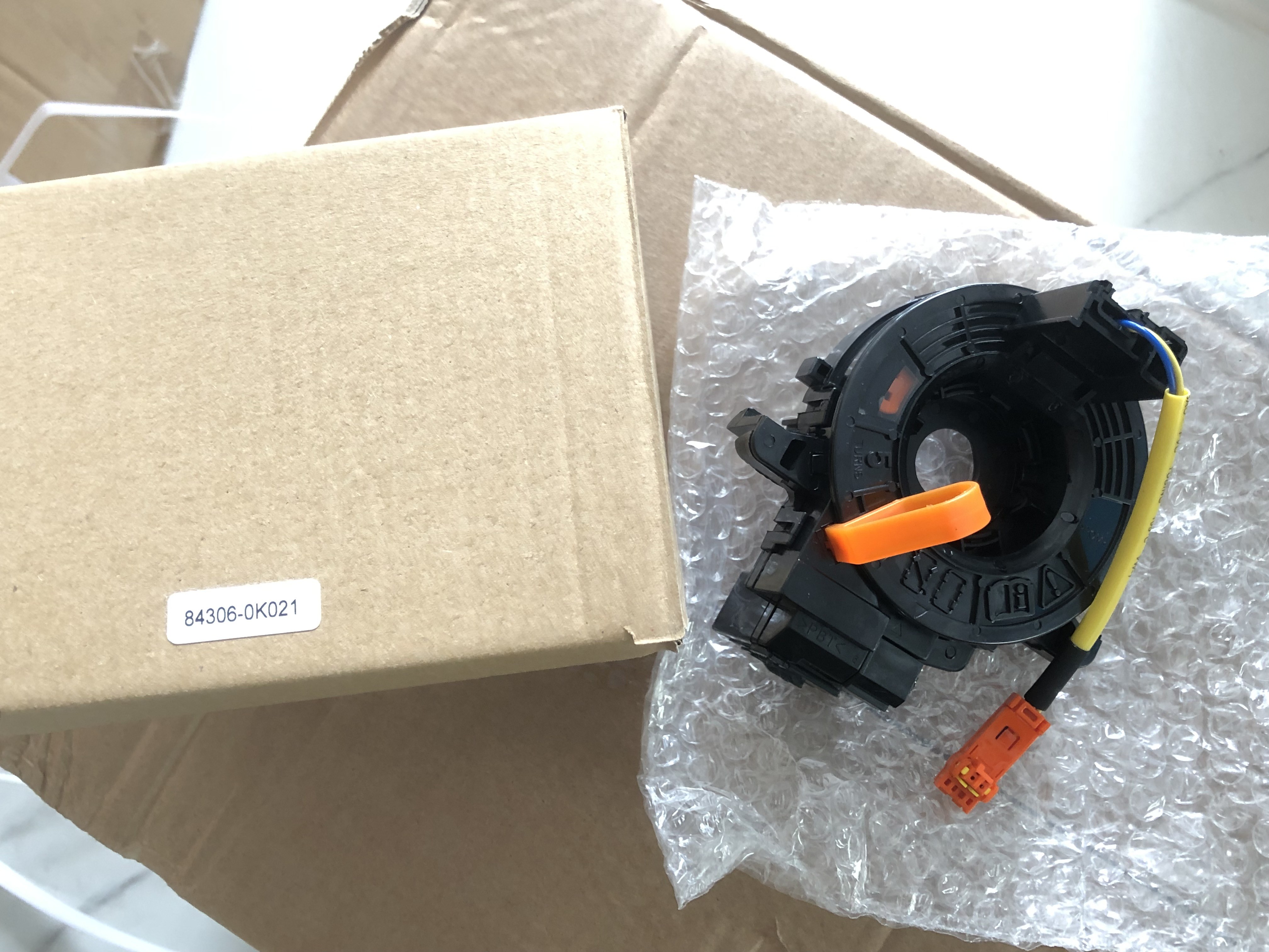 OEM 84306-0K021 84306-0K020 SPIRAL CABLE CLOCK SPRING FOR TOYOTA FORTUNER