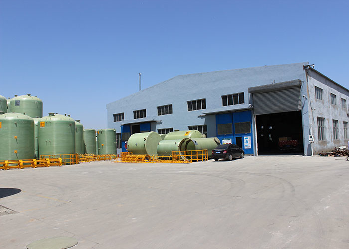 Harmless Treatment Water FRP Horizontal Tank Durable Easy Installation