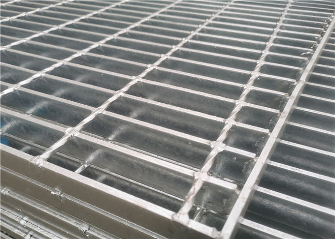 Q235 Rectangular Steel Driveway Grates Grating 90mm Anti Corrosion