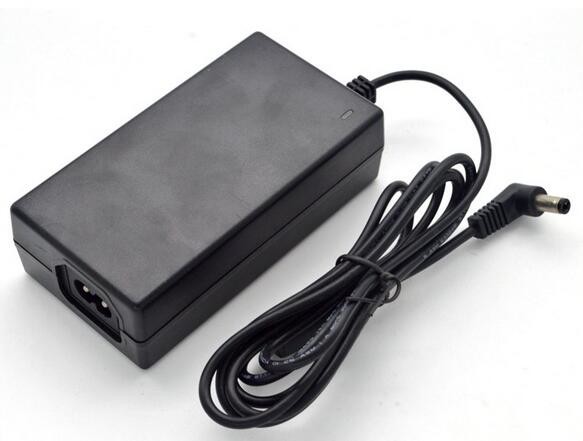 CCTVs 12v Power Adapter Level 5 / Ac To Dc Power Supply Adapter Vertical Type