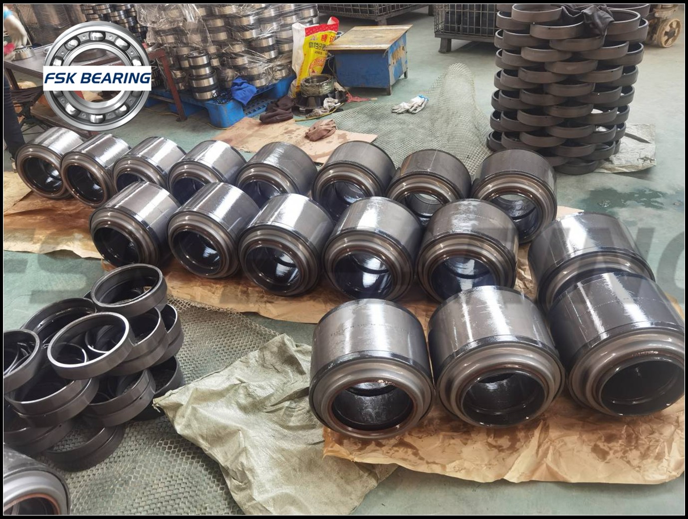 China FSK NP877824/NP335917 TAROL Tapered Roller Bearing Units For Railway