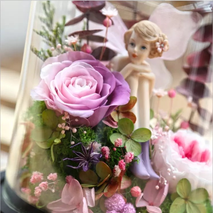 Beautiful Preserved Rose in Glass Dome flower arrangement for lover Everlasting Flowers Preserved Flowers