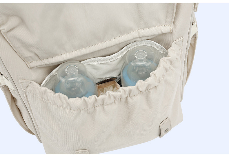 Thermal Insulation Nylon Travel Changing Bag With USB Charging Port 35L