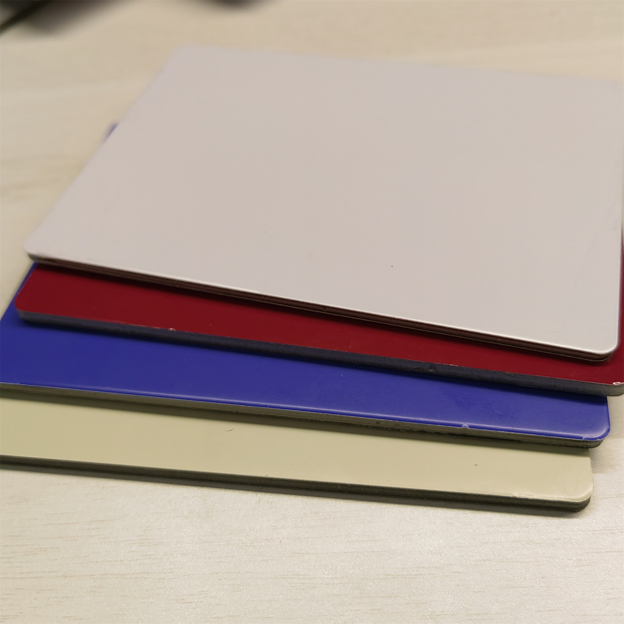 PVDF coating,certified as KYNAR 500,is made of 2-3 times coating and baking,has good properties of anti-acid.Anti-alkali