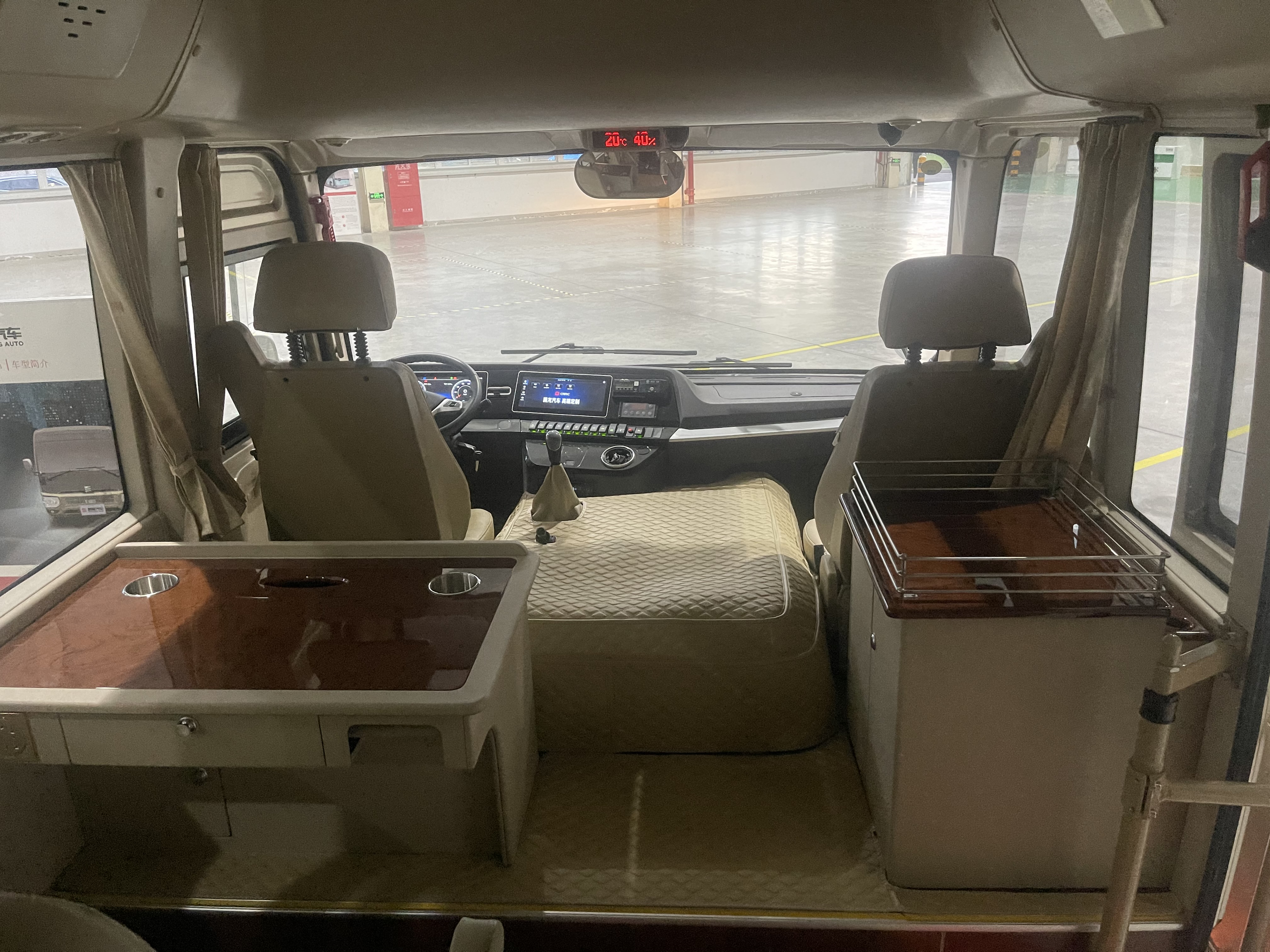 2024 Brand New LHD Mini 30 Seater Coaster Bus with Engine Capacity 4L