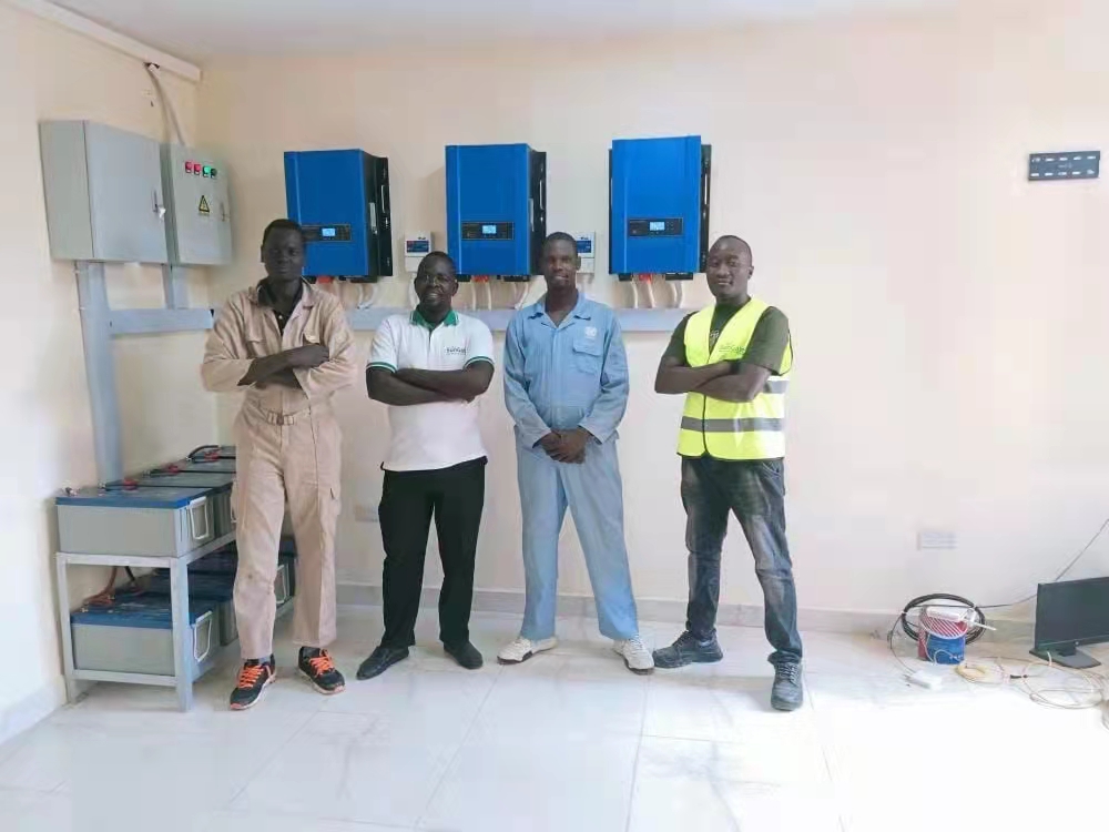 5KW PV Off Grid Solar Inverter Pure Shine Wave 48V With Battery