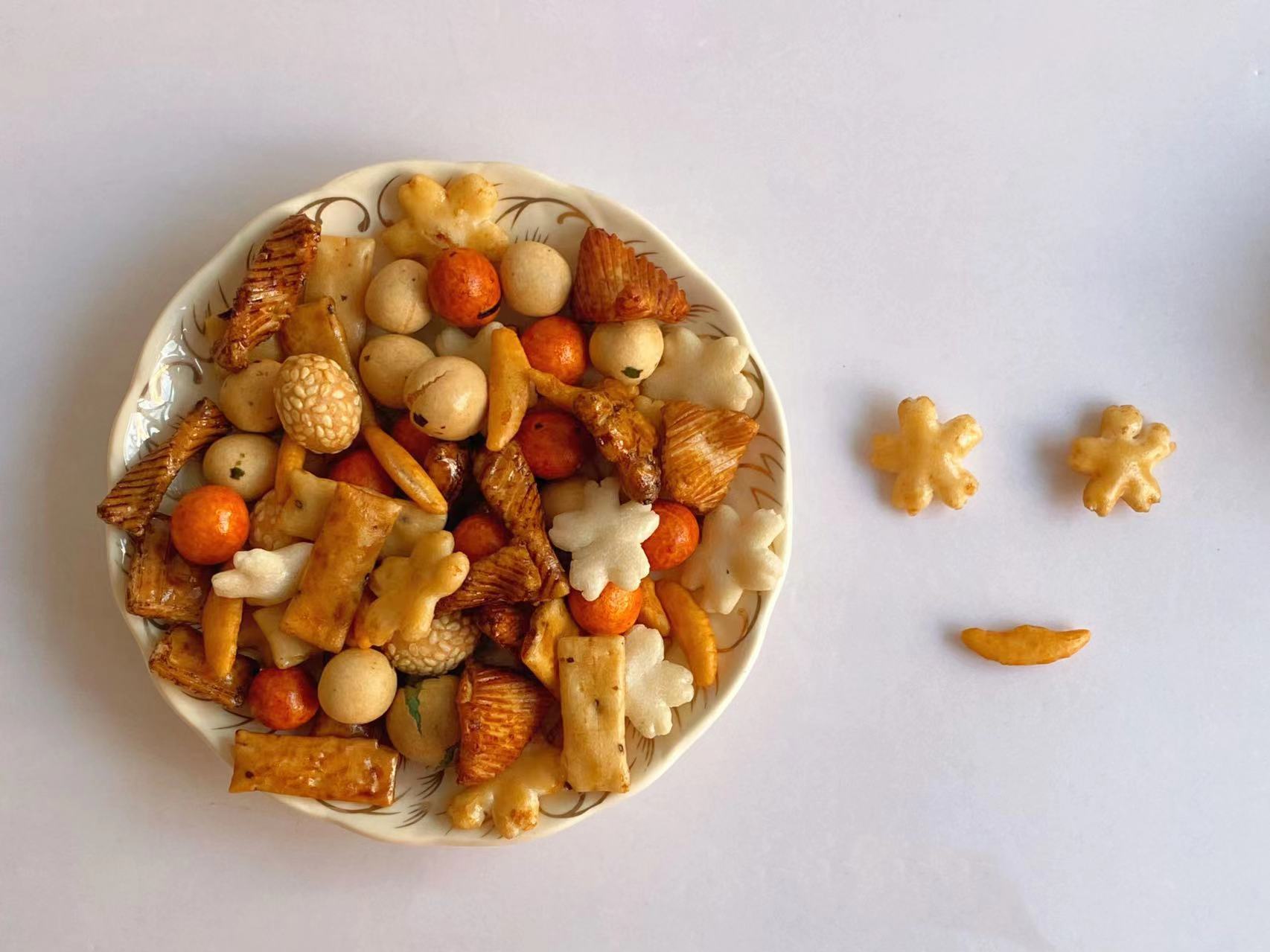 High Temperature Baking Rice Cracker Snacks Mixed Peanut Custom Service