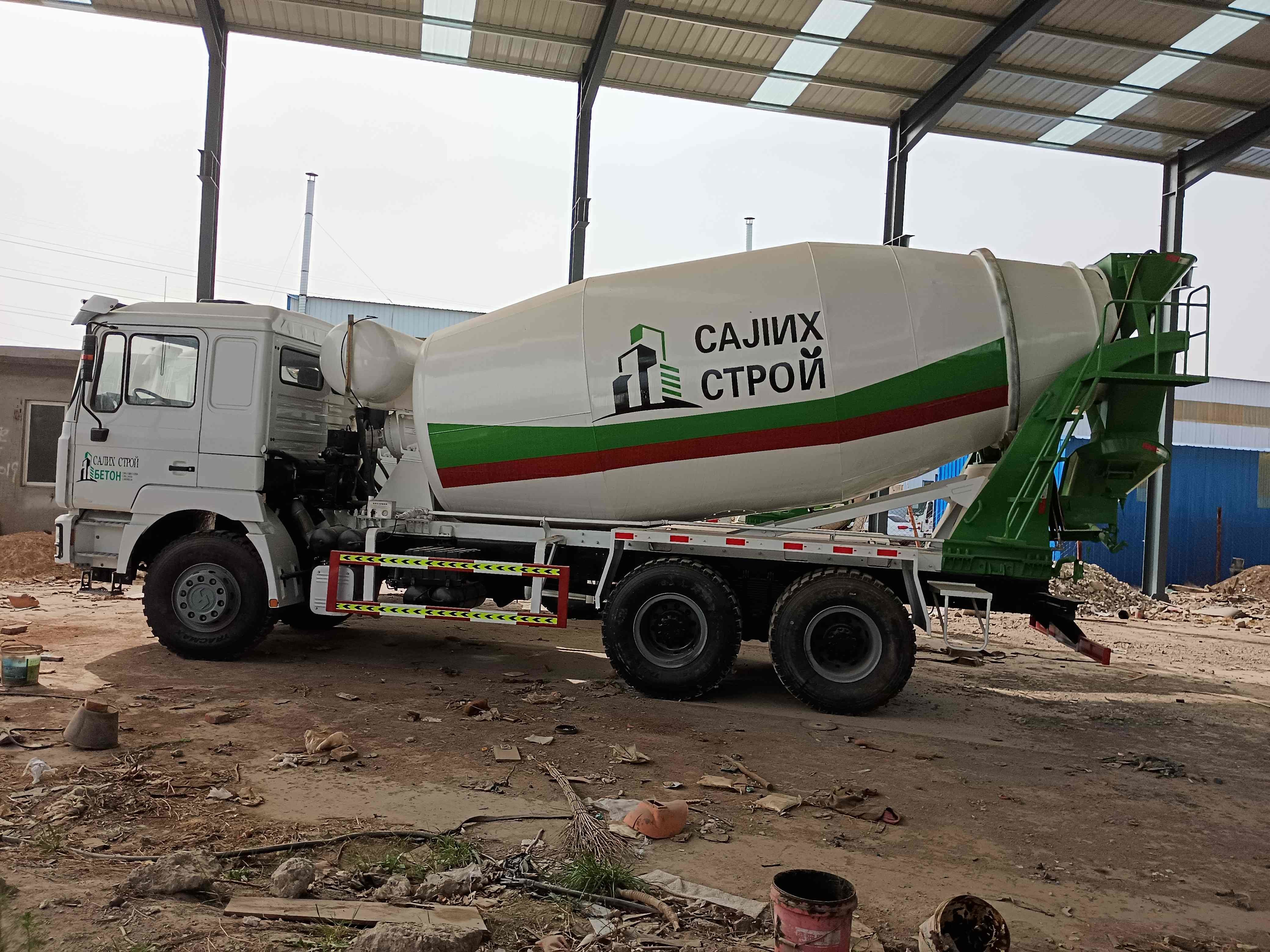 Used Cement Mixer Truck Stirring Dynamic Volume 5m³ Rated Loading Weight 11 Tons Weichai Engine 6×4 Drive Mode