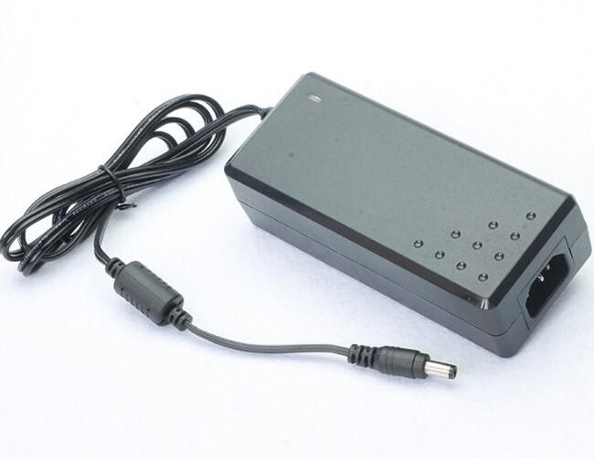 Lightweight Desktop Power Adapter 12 Volt 5amp For Webcam / Led Light Strip Power Supply